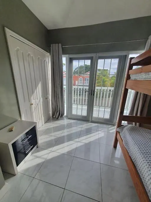 Orange Bay Townhouse By The Bay, Little Bay Country Club ,Negril 빌라 0*, Orange Bay
